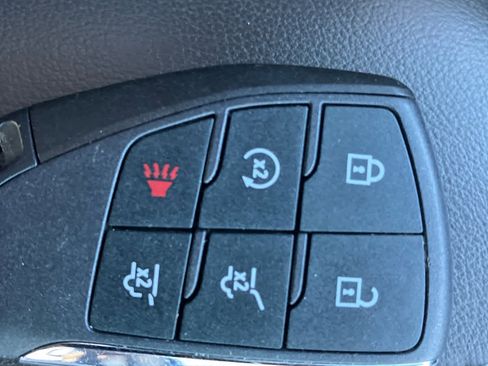 Certified 2024 Chevrolet Tahoe Z71 w/ Luxury Package image 33