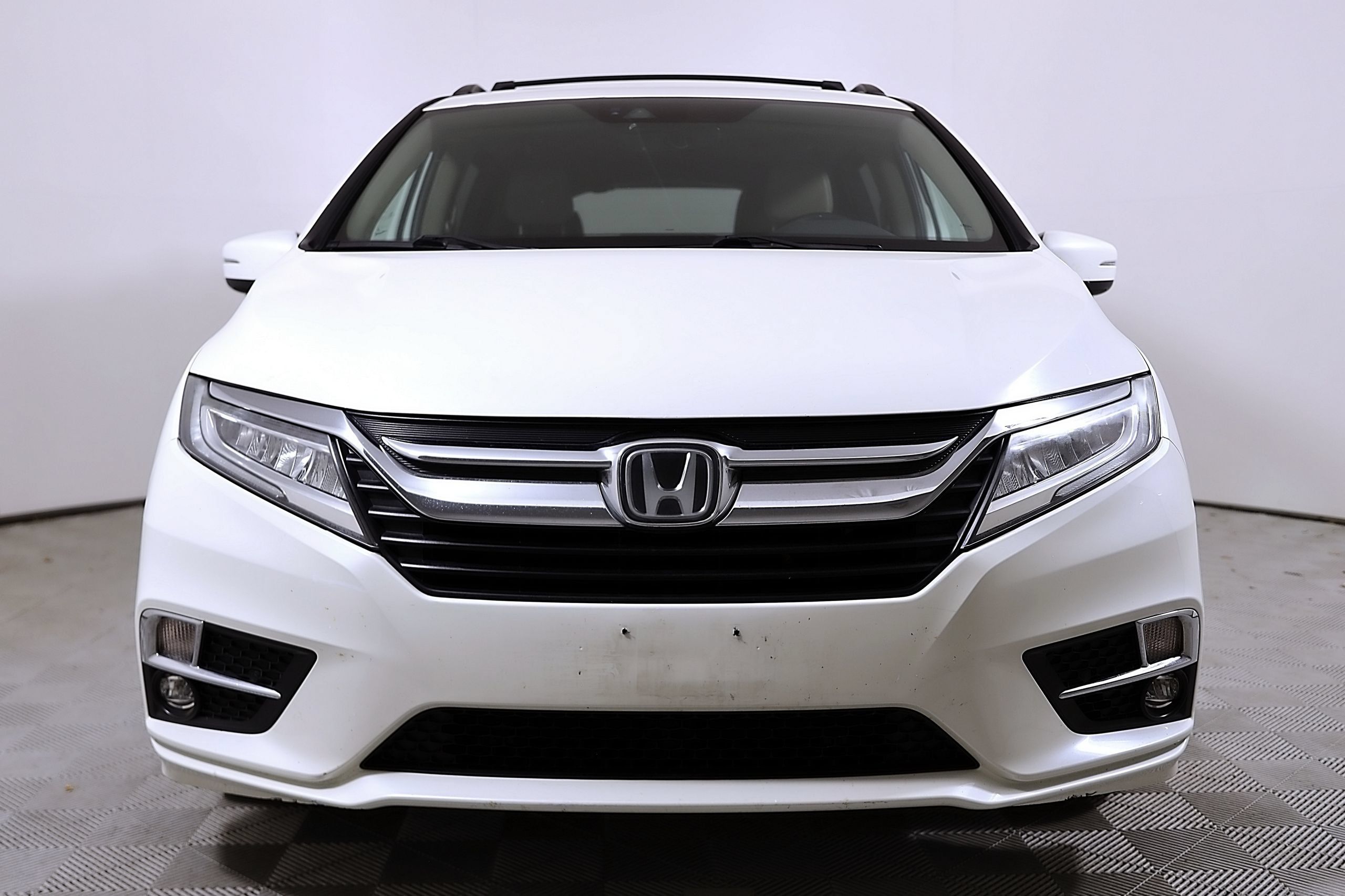 Used 2019 Honda Odyssey Elite image 4