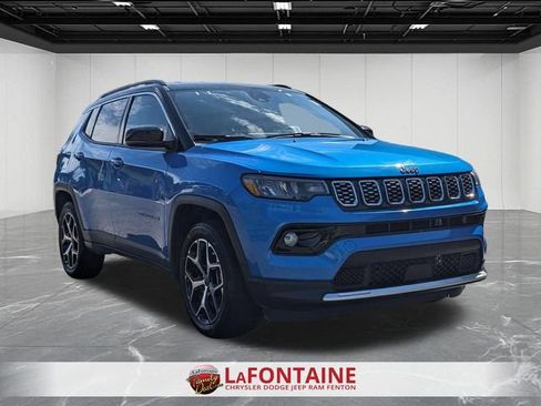 Used 2025 Jeep Compass Limited AWD/4WD image 7