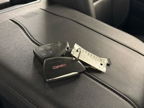 Used 2024 GMC Sierra 1500 SLT w/ SLT Premium Plus Package image 45