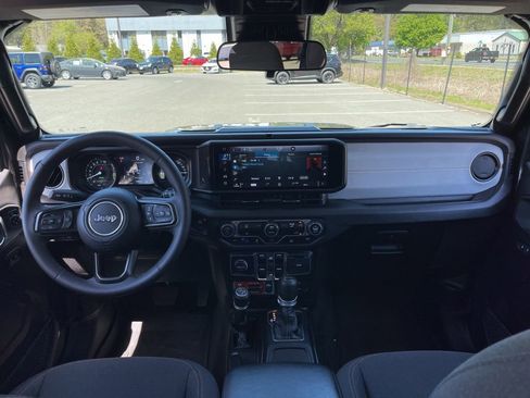 Certified 2025 Jeep Wrangler Unlimited Sport S 4xe AWD/4WD image 8