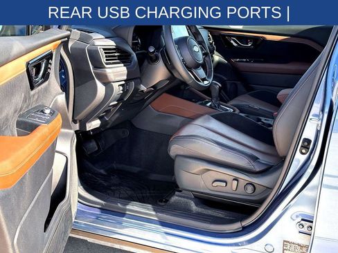 Used 2025 Subaru Forester Touring image 12