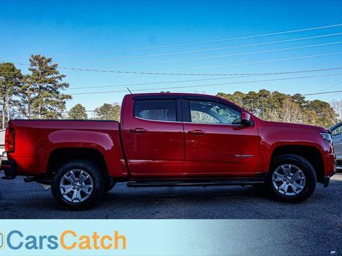 Used 2020 Chevrolet Colorado LT image 2