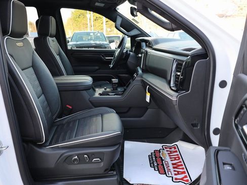 New 2025 GMC Sierra 1500 AT4X AWD/4WD image 44