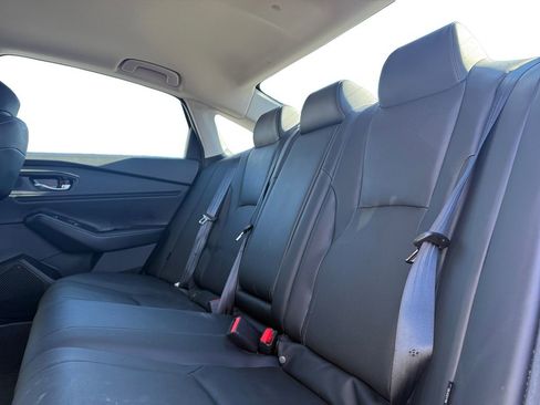 Used 2025 Honda Accord Touring image 14