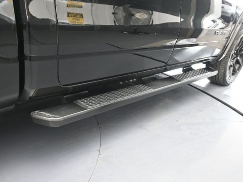Used 2025 RAM 1500 Laramie w/ Night Edition image 44