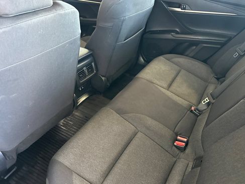 Used 2025 Toyota Camry LE FWD image 9