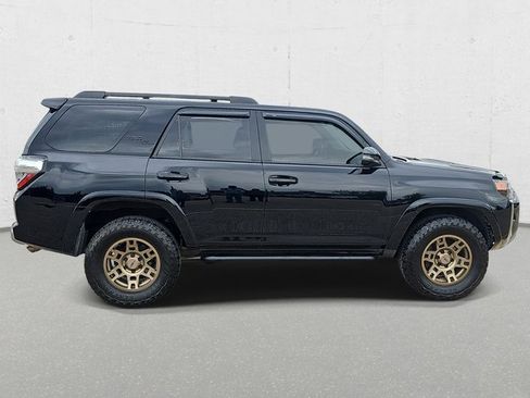Used 2022 Toyota 4Runner TRD Off-Road Premium image 4