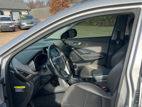 Used 2019 Hyundai Santa Fe XL image 13