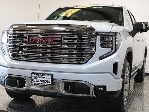 New 2026 GMC Sierra 1500 Denali image 3