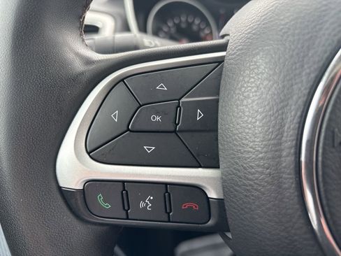 Certified 2021 Jeep Compass Latitude image 24