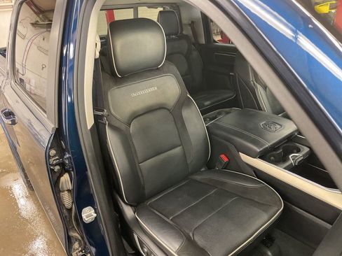 Used 2022 RAM 1500 Laramie image 36