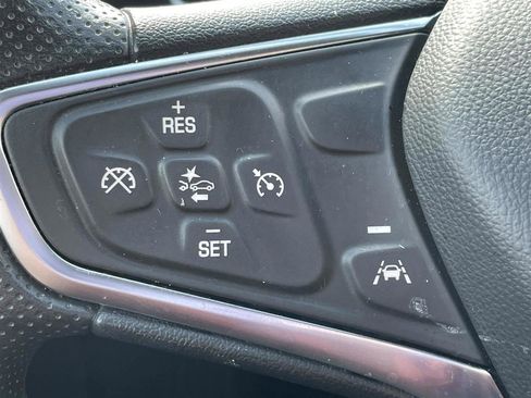 Used 2024 Chevrolet Malibu LT image 22