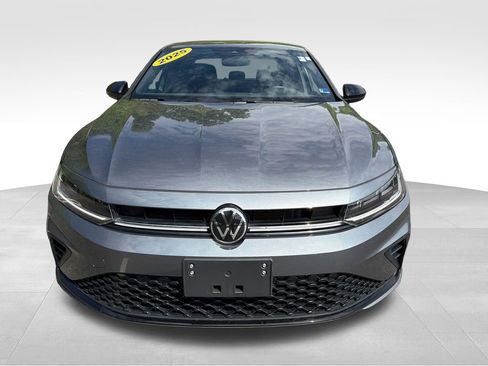 Used 2025 Volkswagen Jetta Sport FWD image 11