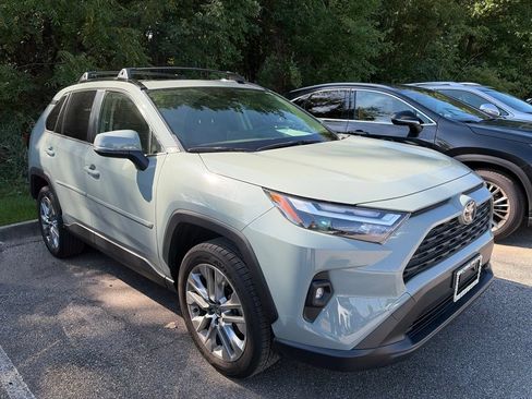 Used 2023 Toyota RAV4 XLE Premium AWD/4WD image 3