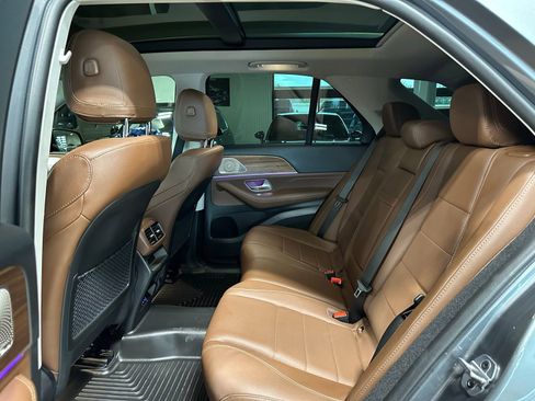 Used 2024 Mercedes-Benz GLE 350 4MATIC image 40