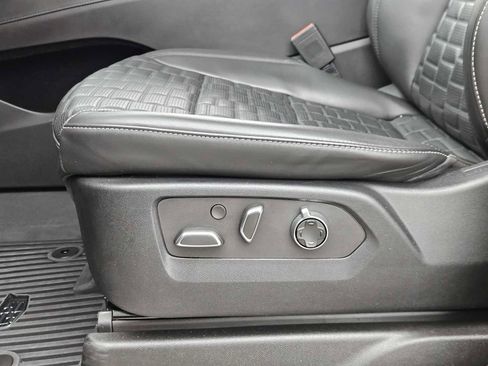 Used 2023 Cadillac Escalade Sport Platinum w/ Heavy-Duty Trailer Package image 24