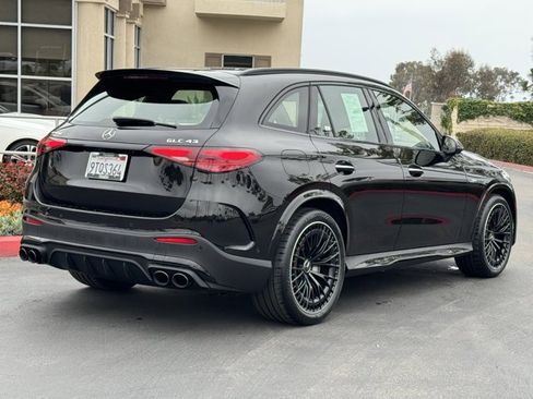 Used 2025 Mercedes-Benz GLC 43 AMG 4MATIC image 12