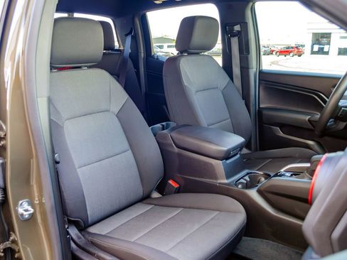 Used 2023 Chevrolet Colorado Trail Boss w/ Advanced Trailering Package image 36