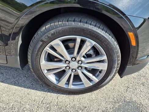 Used 2025 Cadillac XT5 Premium Luxury AWD/4WD image 42