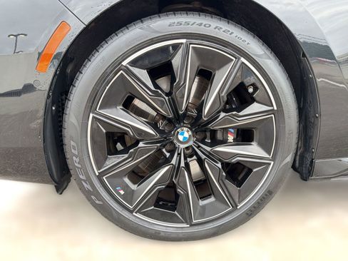 Certified 2023 BMW 740i w/ Parking Assistance Package RWD image 11