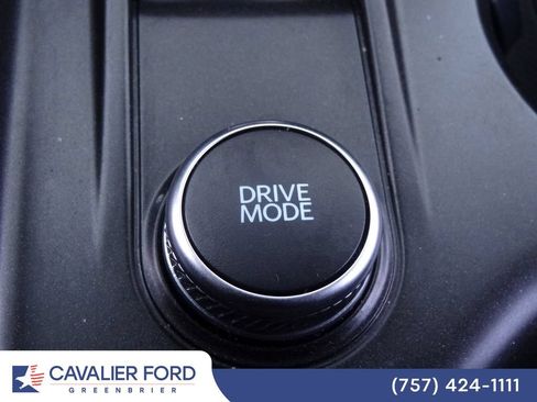 Used 2026 Ford Explorer Active AWD/4WD image 30