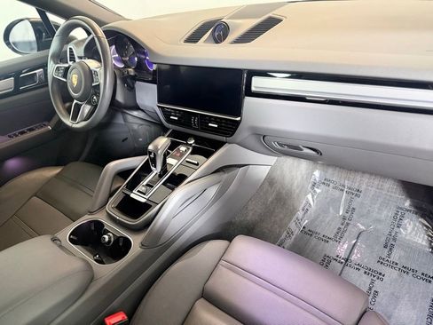 Used 2023 Porsche Cayenne S Platinum w/ Premium Package Plus AWD/4WD image 25