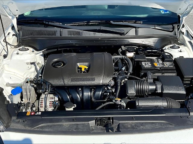 Certified 2024 Kia Forte LXS FWD image 33