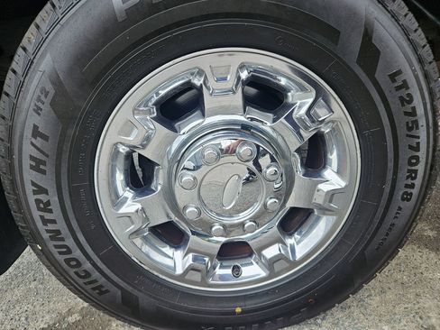 Used 2013 Ford F250 XLT w/ XLT Premium Pkg AWD/4WD image 22
