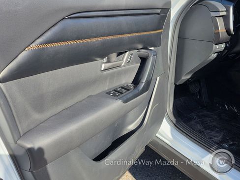New 2026 MAZDA CX-50 AWD 2.5 Hybrid w/ Cargo Package image 11