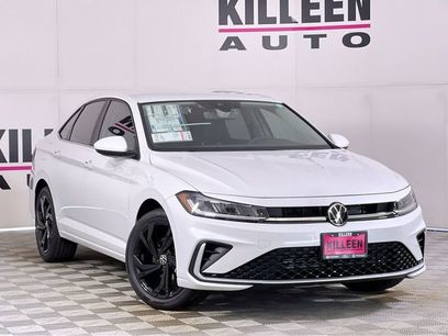 New 2025 Volkswagen Jetta SE