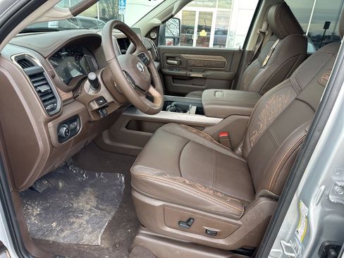 New 2026 RAM 3500 Longhorn image 9