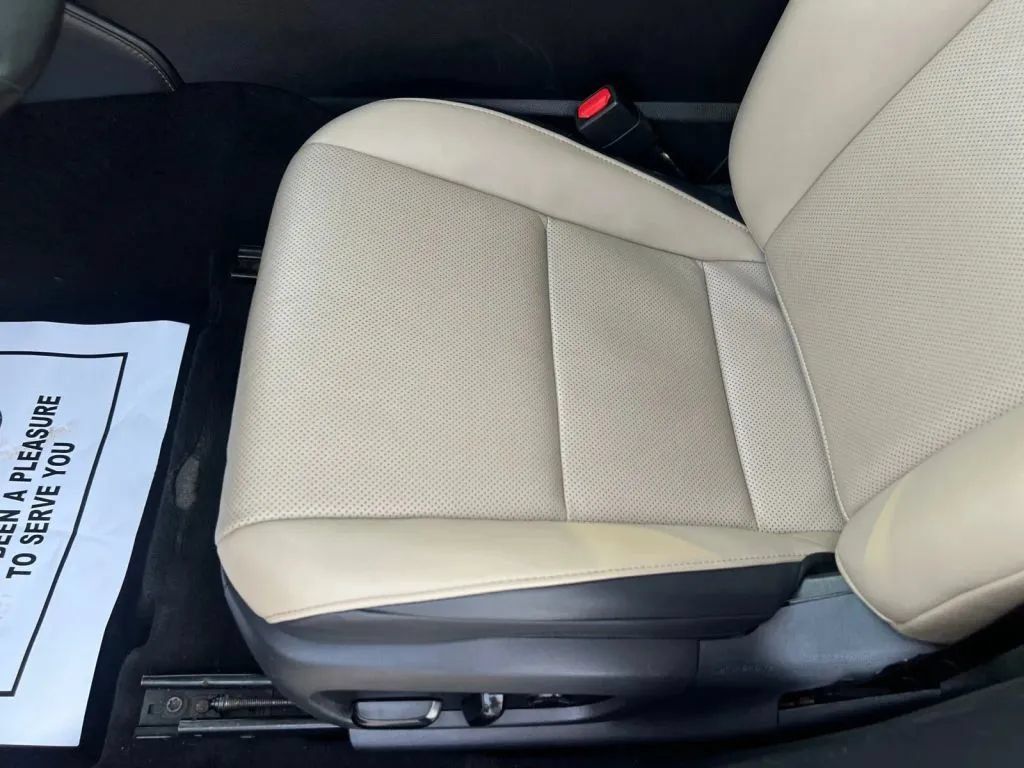 Used 2019 Lexus ES 350 w/ Premium Package FWD image 25