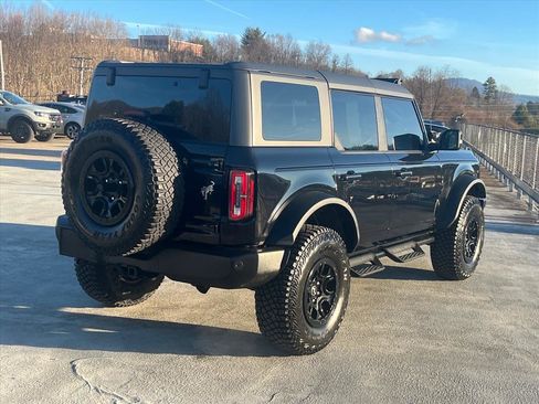 Certified 2023 Ford Bronco Outer Banks w/ Sasquatch Package image 3
