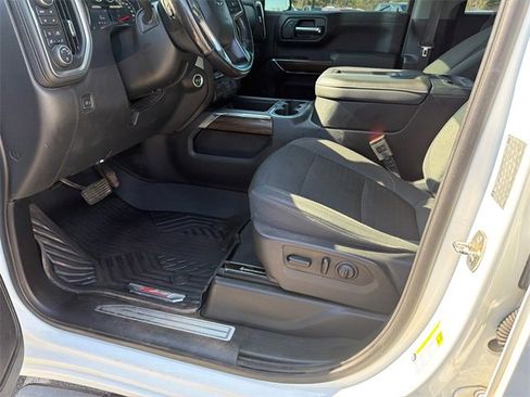 Used 2019 Chevrolet Silverado 1500 LT Trail Boss image 9