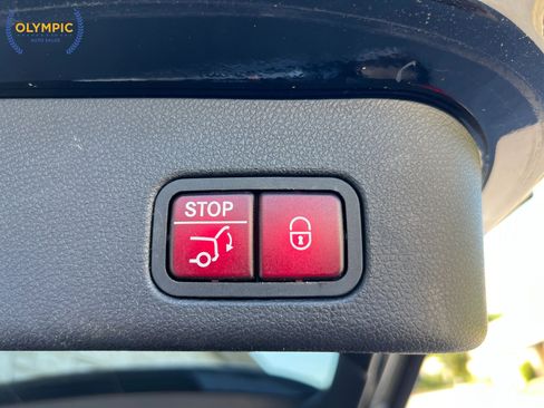 Used 2017 Mercedes-Benz GLE 350 w/ Premium 1 Package image 25