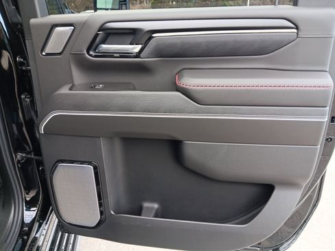 New 2026 GMC Sierra 2500 AT4X w/ LPO, Black Badging Package image 21