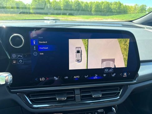 New 2025 Chevrolet Equinox EV RS AWD/4WD image 23