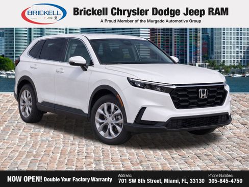Used 2023 Honda CR-V LX image 2