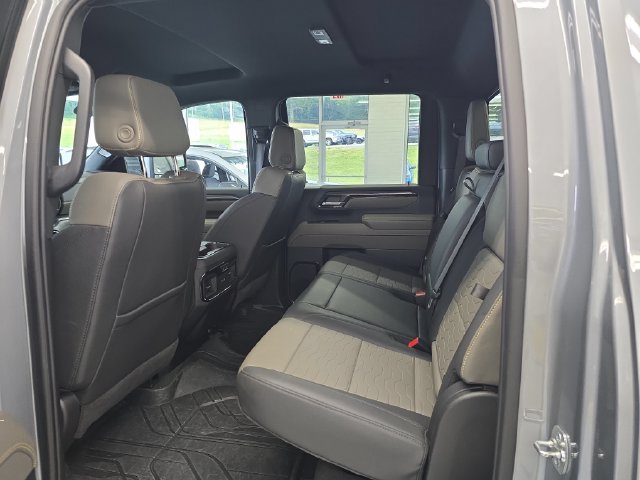 Certified 2025 Chevrolet Silverado 2500 ZR2 AWD/4WD image 10