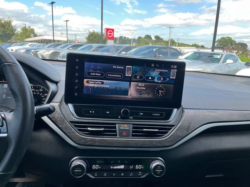Certified 2024 Nissan Altima 2.5 SL AWD/4WD image 15
