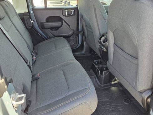 Used 2026 Jeep Wrangler Unlimited Sport AWD/4WD image 18