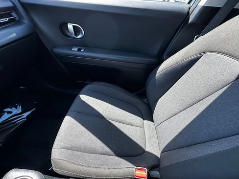 Used 2024 Hyundai Ioniq 5 SE RWD image 35