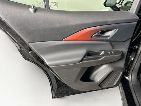 Used 2024 Chevrolet Equinox EV RS FWD image 26