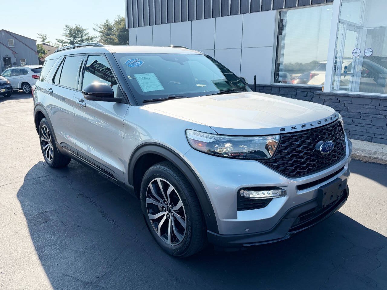 Used 2020 Ford Explorer ST w/ Premium Technology Package AWD/4WD image 10