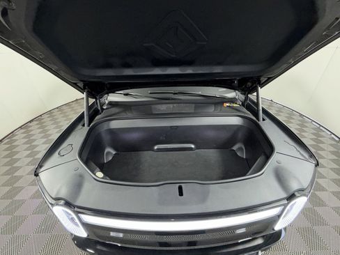 Used 2024 Rivian R1S Adventure image 29