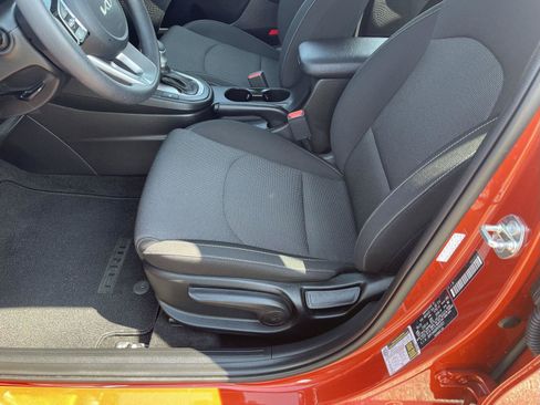 Used 2023 Kia Forte LXS w/ LXS Technology Package FWD image 3