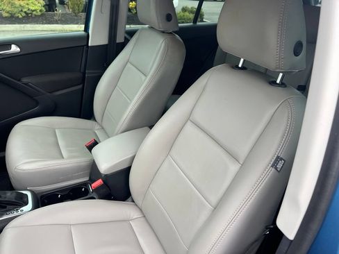 Used 2018 Volkswagen Tiguan Limited FWD image 14