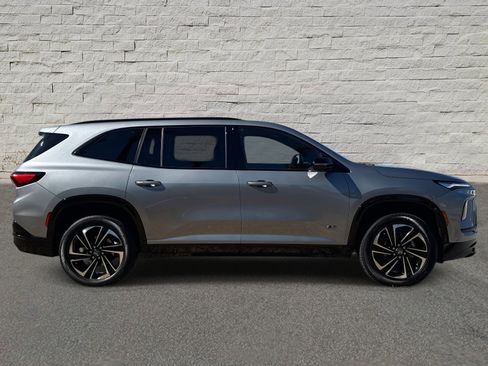 Used 2025 Buick Enclave Sport Touring image 6