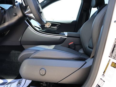Certified 2026 Mercedes-Benz GLC 300 4MATIC image 36